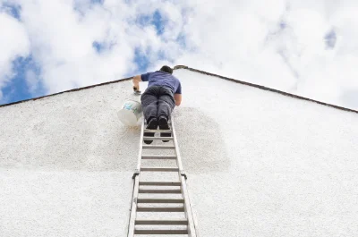 Peinture extérieure à la Vaupalière — façades et ravalement